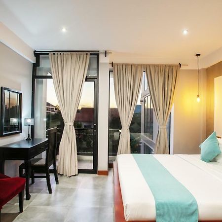 Central Blanche Residence Siem Reap Bagian luar foto