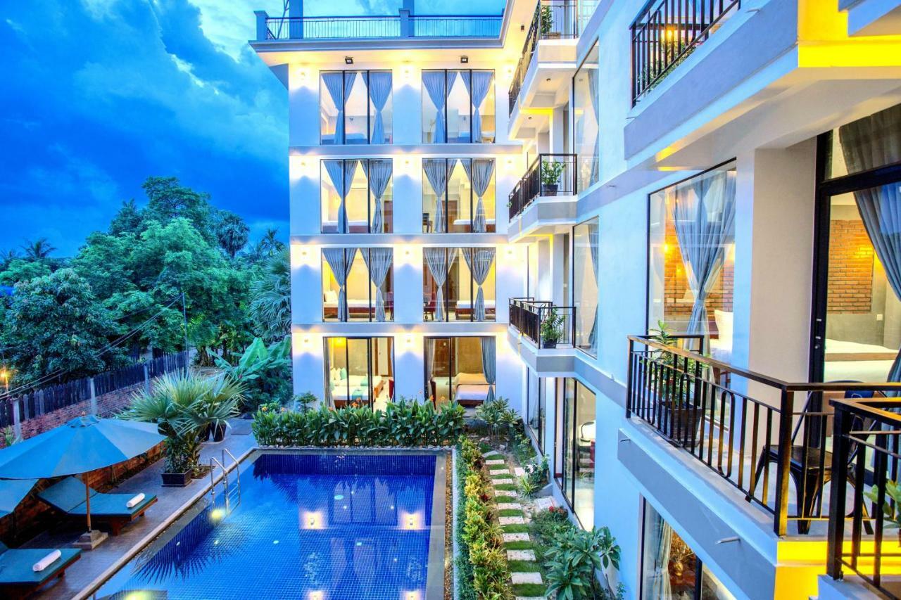 Central Blanche Residence Siem Reap Bagian luar foto