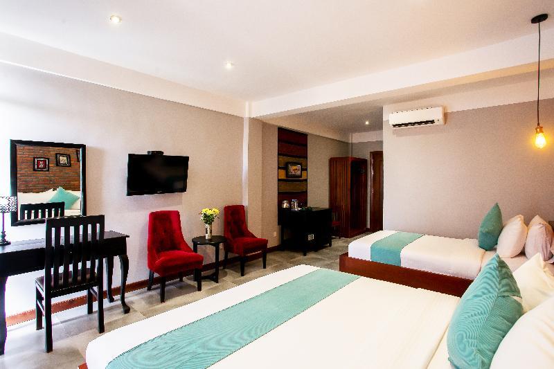 Central Blanche Residence Siem Reap Bagian luar foto